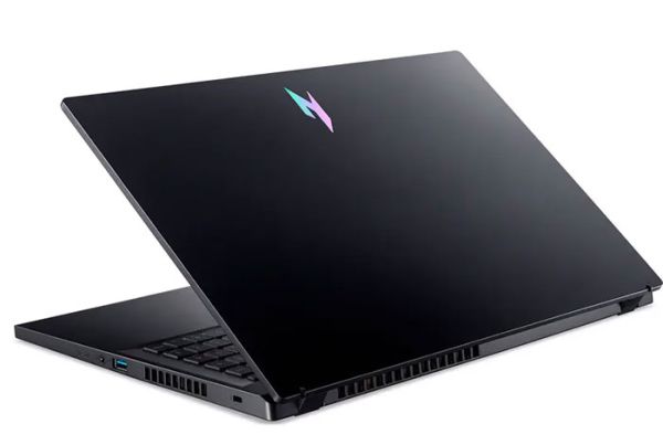 Новий ноутбук Acer Nitro V ANV15-41 Obsidian Black 15.6" FHD IPS 165 Гц AMD Ryzen 5 6600H Nvidia RTX 3050 6GB 16GB DDR5 + SSD