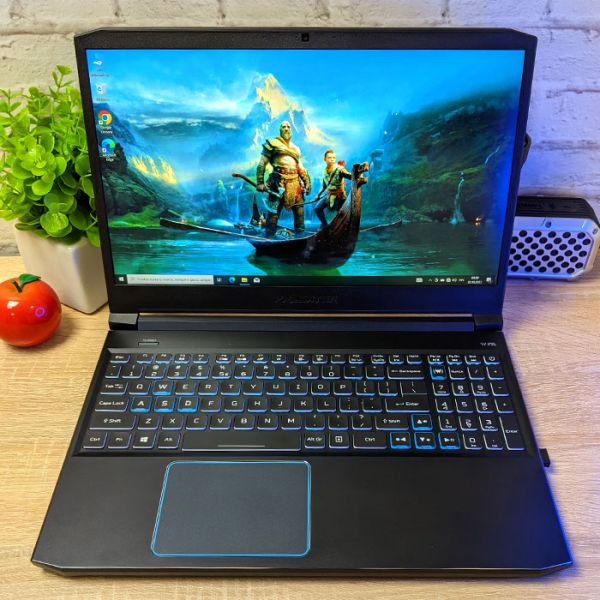 БУ ноутбук Acer Predator Helios 300 N18l2 15.6" 144Hz FHD IPS i7 9750H GTX 1660Ti 6GB 16GB +512GB SSD