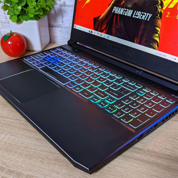 Крутий Потужний Ігровий ноутбук Acer Predator Helios 300 PH315-53 N20C3 15.6" 144Hz i7 10750H Nvidia RTX 2060 6GB 16GB +SSD