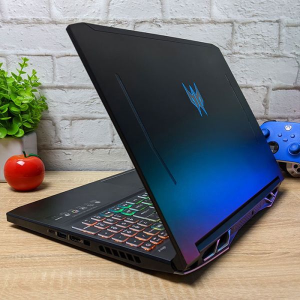 Крутий Потужний Ігровий ноутбук Acer Predator Helios 300 PH315-54 15.6" 144Hz i7 11800H Nvidia RTX 3060 6GB 16GB +SSD