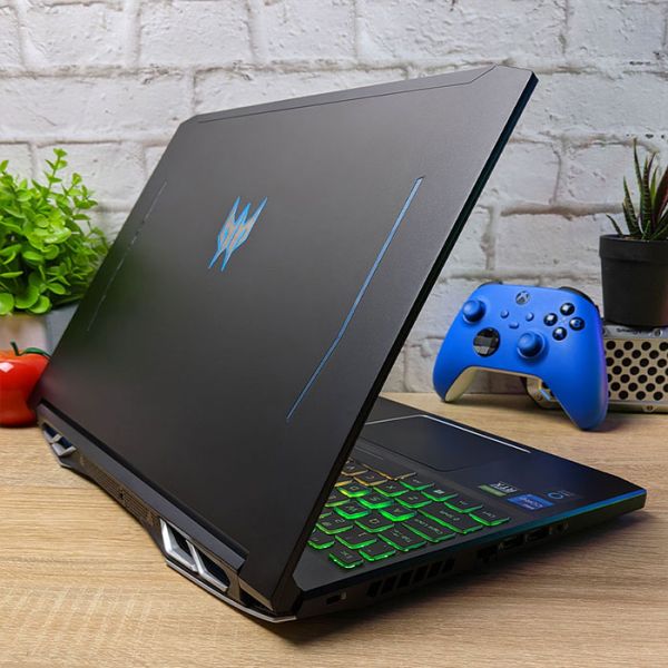 Крутий Потужний Ігровий ноутбук Acer Predator Helios 300 PH315-54 15.6" 144Hz i7 11800H Nvidia RTX 3060 6GB 16GB +SSD