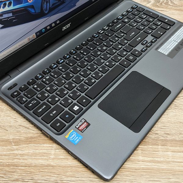 БУ Ноутбук Acer Aspire E1-572G(V5WE2) 15.6'' HD Ready TN i3 4010U HD 8600M 8GB 128GB SSD