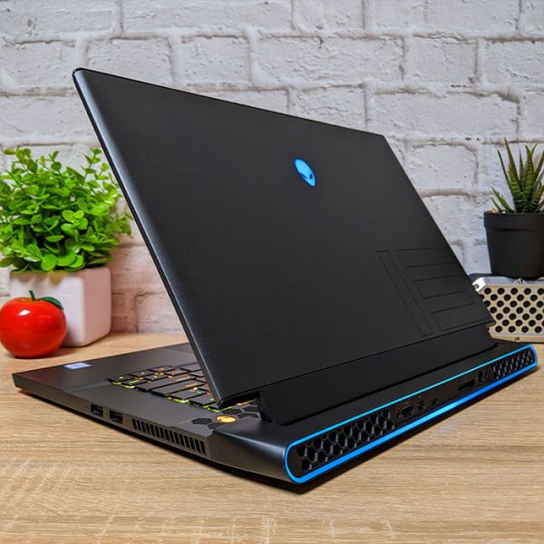 Крутой Мощный Игровой Ноутбук ALIENWARE M15 R3 P87F 15.6" IPS i7 10750H RTX 2060 6GB 16GB +SSD