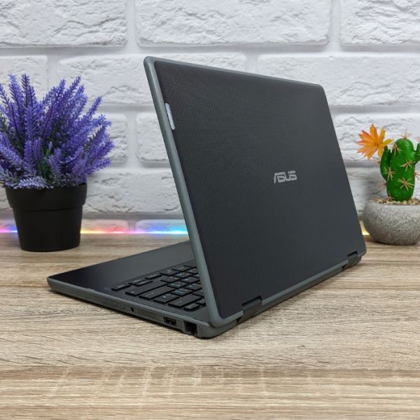 БУ Ноутбук Asus Notebook BR1100FK 11.6'' Touch HD Ready IPS Pentium N6000 8GB 128GB SSD