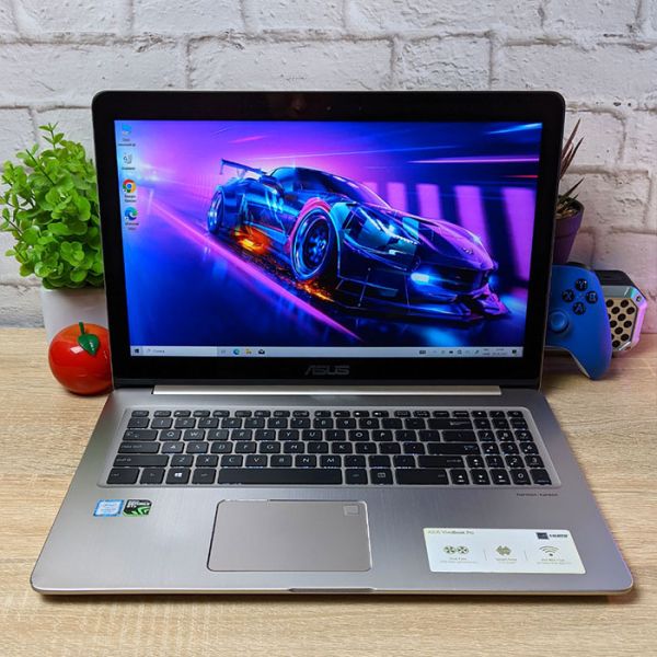 Потужний ноутбук Геймер ASUS VivoBook Pro N580V Silver 15.6" touch i7 7700HQ Nvidia GTX 1050 4GB 16GB + SSD