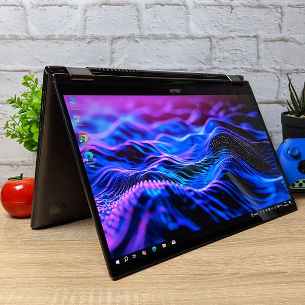 Мощный Игровой ноутбук ASUS ZenBook Q536F 15.6" 4K Touch i7 8565U GTX 1050 Max-Q 2GB 16GB +SSD