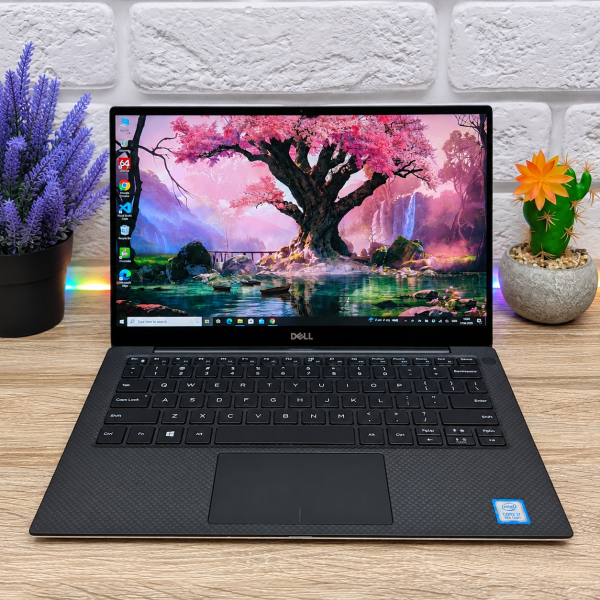 Мощный тонкий ноутбук DELL XPS 9380 13.3" Touch 4K+ IPS i7 8565U 16GB RAM 256GB SSD WIN11
