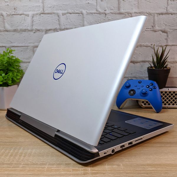 Мощный ноутбук DELL G7 7588 White 15.6" i7 8750H GTX 1060 Max-Q 6GB 16GB RAM + SSD