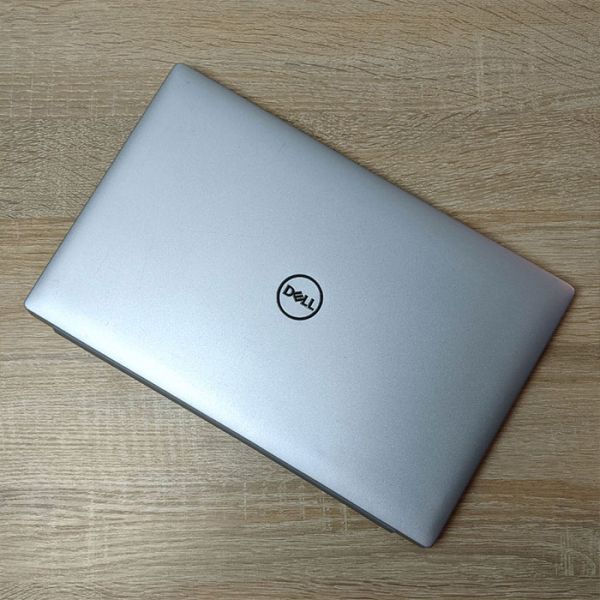 Dell Inspiron 7490 - Потужний і Компактний Ноутбук з Windows 11 і Гарантією (14'' i7 10510U 16GB 256GB SSD)