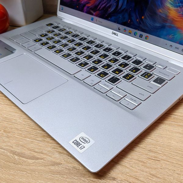 Dell Inspiron 7490 - Потужний і Компактний Ноутбук з Windows 11 і Гарантією (14'' i7 10510U 16GB 256GB SSD)