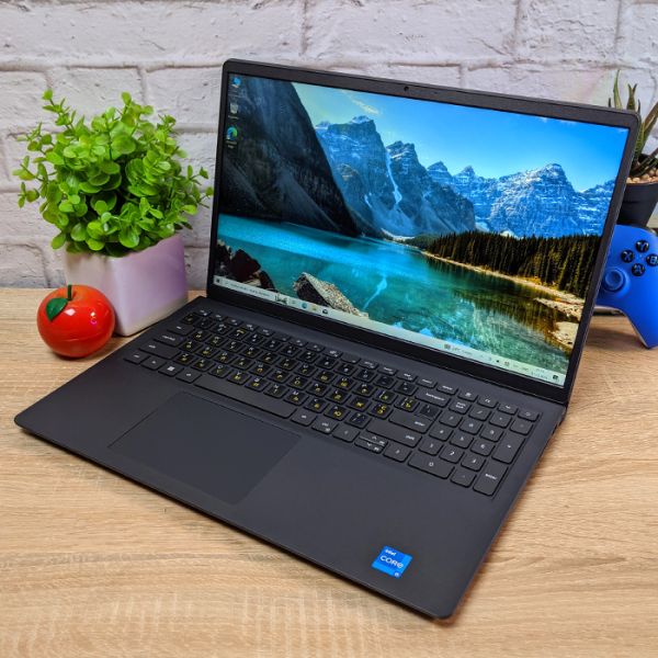 Dell Inspiron 15 3511 - Потужний і Компактний Ноутбук з Windows 10 і Гарантією (15.6'' i5 1135G7 16GB 256GB SSD)