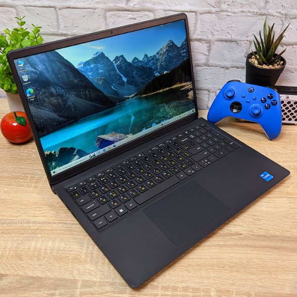 Dell Inspiron 15 3511 - Потужний і Компактний Ноутбук з Windows 10 і Гарантією (15.6'' i5 1135G7 16GB 256GB SSD)