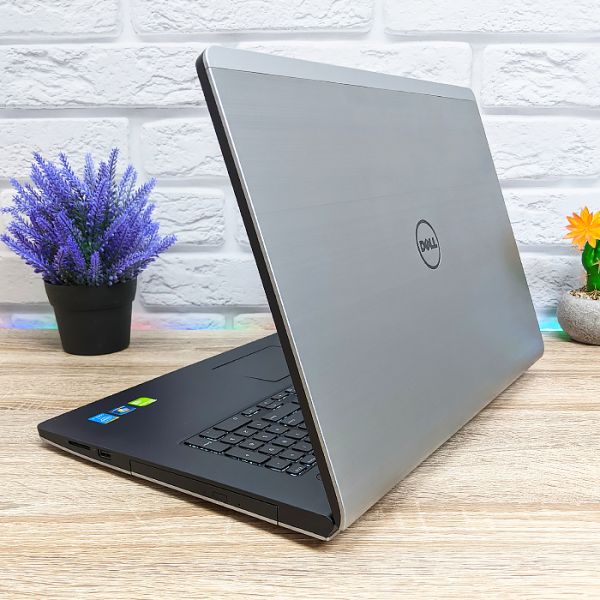 БУ Ноутбук Dell Inspiron 17 P26E 17.3'' HD+ TN i7 4510U Nvidia 840M 8GB 256GB SSD