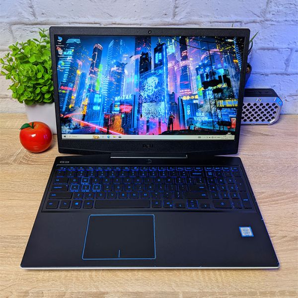 Потужний ноутбук DELL Inspiron G3 15 3590 (P89F White) 15.6" i7 9750H GTX 1660Ti 6GB Max-Q 16GB +SSD+нова батарея