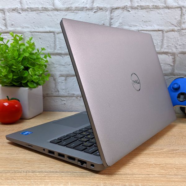 БУ Ноутбук Dell Latitude 5420 14'' FHD IPS i7-1185G7 8GB 256GB SSD