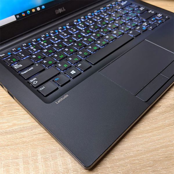 БУ ноутбук DELL Latitude 7390 13.3" Touch FHD TN+film i5 8350U 8GB RAM 256GB SSD