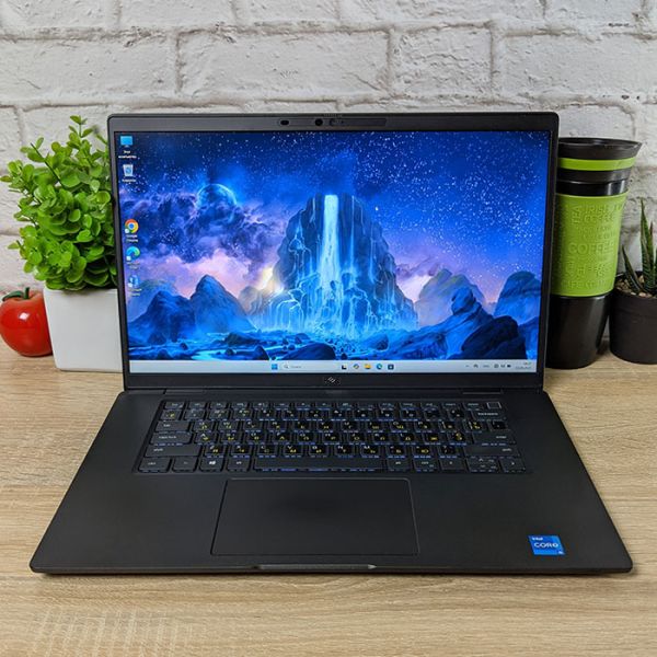 Dell latitude 7520 - Ноутбук Windows 11 и Гарантией (15.6'' i5-1135G7 16GB 256GB SSD)