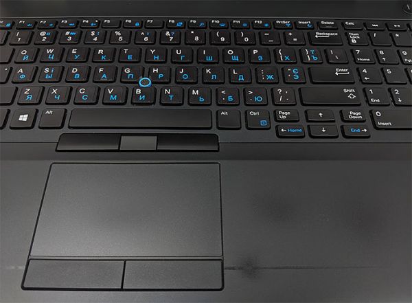 БУ Ноутбук Dell Latitude E5570 15.6" FHD IPS Intel i5-6200U 8GB 256GB SSD