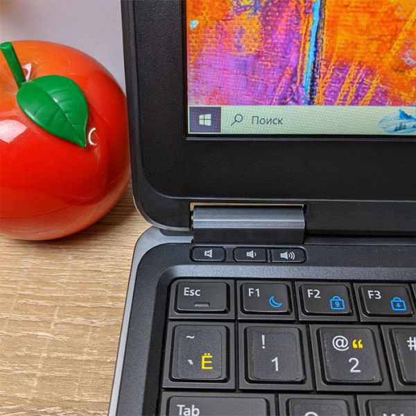 БУ Ноутбук DELL Latitude E7240 12.5" HD Ready TN+film i7 4600U 8GB RAM 256GB SSD