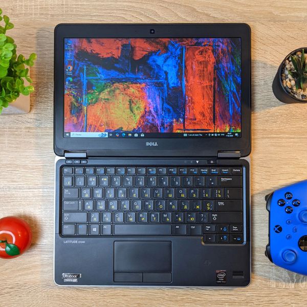 БУ Ноутбук DELL Latitude E7240 12.5" HD Ready TN+film i7 4600U 8GB RAM 256GB SSD