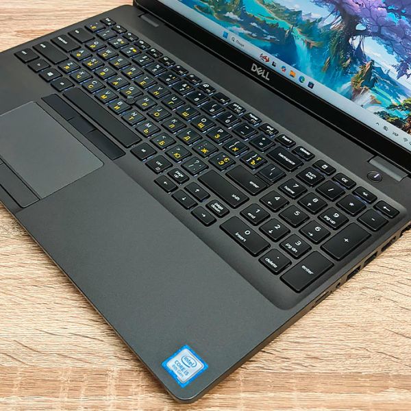 БУ Ноутбук Dell Precision 3541 15.6" FHD IPS i5 9400H UHD Graphics 8GB 256GB SSD