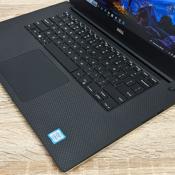 БУ Ноутбук Dell Precision 5520 15.6" FHD IPS i7 7820HQ Nvidia Quadro M1200 4GB 16GB 256GB SSD