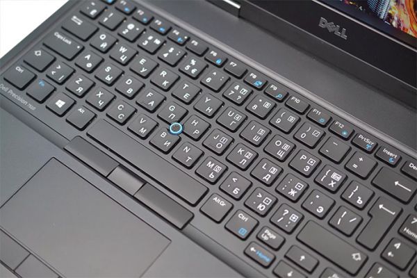 БУ Ноутбук Dell Precision 7510 15.6" FHD IPS i7 6820HQ Quadro M1000M 16GB 256GB SSD
