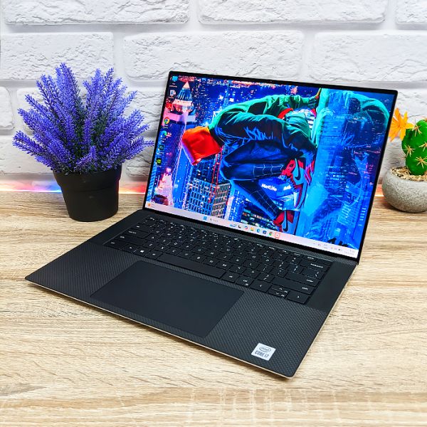 БУ Ноутбук Dell XPS 15 P91F 15.6'' 4K+ Touch IPS i7 10750H GTX 1650Ti 4GB 16GB 512GB SSD