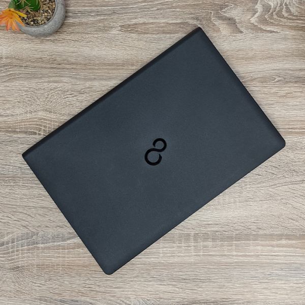 БУ Ноутбук Fujitsu LifeBook A357 15.6'' HD Ready IPS i5 7200U 8GB 128GB SSD