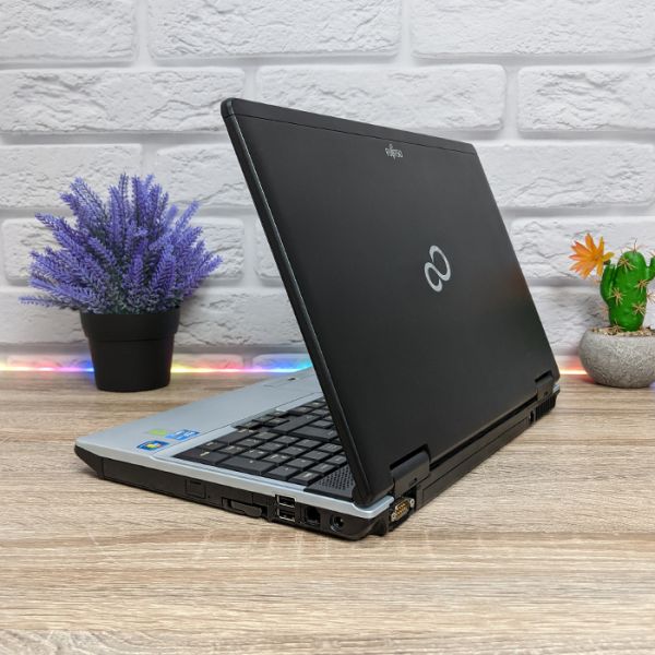 БУ Ноутбук Fujitsu Lifebook E781 15.6'' HD+ TN i5 2430M 8GB 128GB SSD