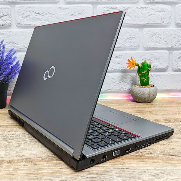 БУ Ноутбук Fujitsu Celsius H770 15.6" FHD IPS i7 7700HQ Quadro M1200 4GB 16GB 512GB SSD