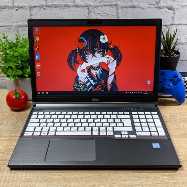 БУ Ноутбук Fujitsu LIFEBOOK E756 White 15.6" HD Ready IPS i5 6300U 8GB RAM 256GB SSD+ веб камера в подарок