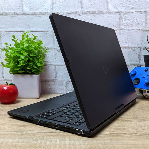 Сенсорний ноутбук Fujitsu Lifebook T938 13.3" Touch i5 8350U 16GB RAM 256GB SSD