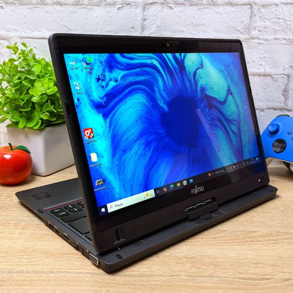Сенсорний ноутбук Fujitsu Lifebook T938 13.3" Touch i5 8350U 16GB RAM 256GB SSD