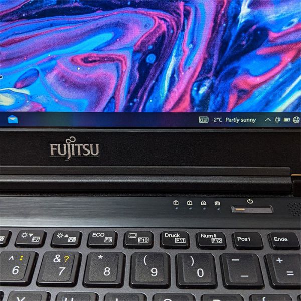 БУ Ноутбук Fujitsu LIFEBOOK U727 12.5" FHD IPS i5 7200U 8GB RAM 256GB SSD