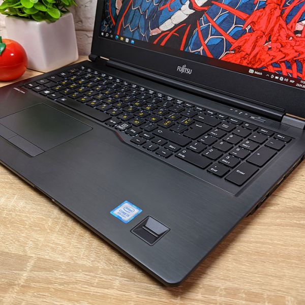 БУ Ноутбук Fujitsu LIFEBOOK U758 15.6" FHD IPS i5 8250U 8GB RAM 256GB SSD