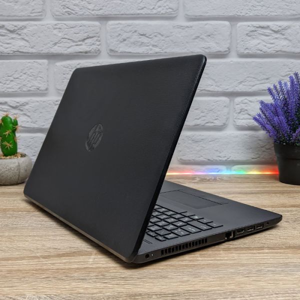 БУ Ноутбук HP Pavilion 15-bs015dx 15.6'' FHD TN i5 7200U 8GB 256GB SSD