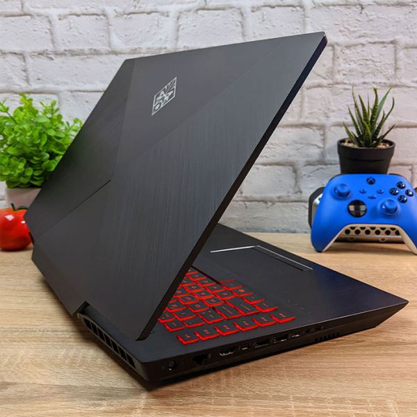 Супер Потужний Ігровий Ноутбук HP Omen 17 cb100 17.3" 144GHz i7 10750H RTX 2070 16GB + SSD