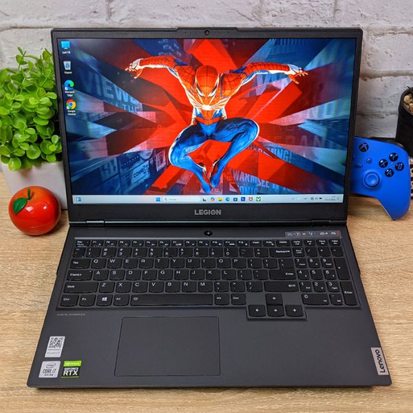 Сучасний ігровий ноутбук Lenovo Legion 5 15IMH05H 81Y6 15.6" 240Hz IPS i7 10750H RTX 2060 16GB + SSD