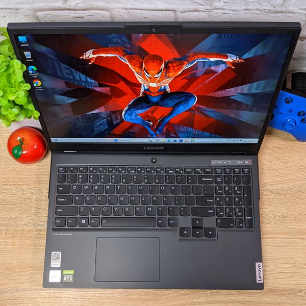 Сучасний ігровий ноутбук Lenovo Legion 5 15IMH05H 81Y6 15.6" 240Hz IPS i7 10750H RTX 2060 16GB + SSD