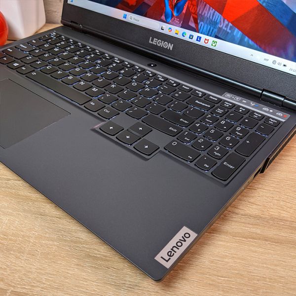 Сучасний ігровий ноутбук Lenovo Legion 5 15IMH05H 81Y6 15.6" 240Hz IPS i7 10750H RTX 2060 16GB + SSD