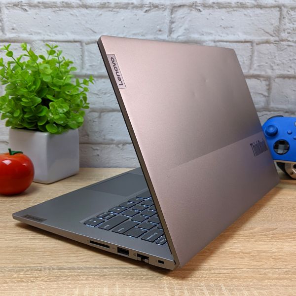 Lenovo ThinkBook 14 G2 - Потужний і Компактний Ноутбук з Windows 10 і Гарантією (14'' i5 1135G7 16GB 256GB SSD)