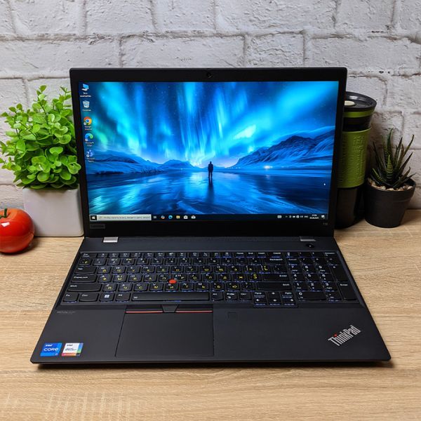 Lenovo Thinkpad T15 - Ігровий Ноутбук з Windows 11 і Гарантією (15.6'' i7 1165G7 16GB 256GB SSD)