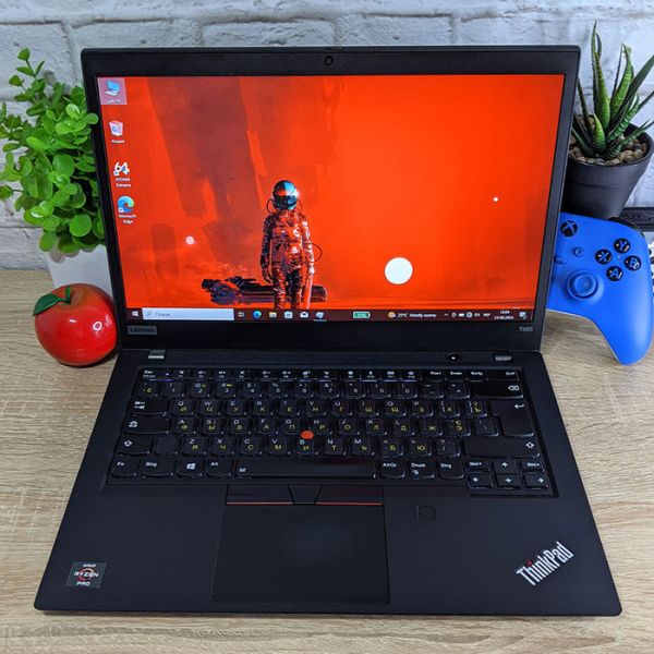 БУ Ноутбук Lenovo ThinkPad T495 Touch 14" FHD IPS Ryzen 5 PRO 3500U Vega 8 16GB + 256GB SSD