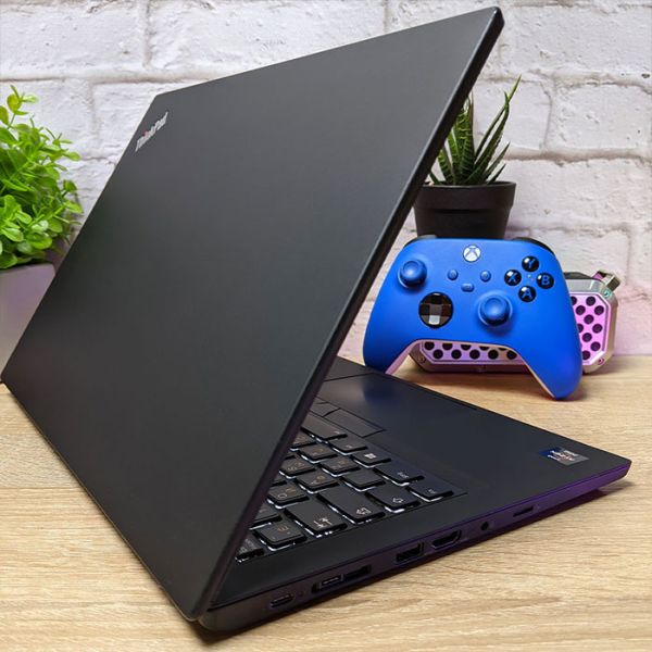 БУ Ноутбук Lenovo ThinkPad T495 Touch 14" FHD IPS Ryzen 5 PRO 3500U Vega 8 16GB + 256GB SSD