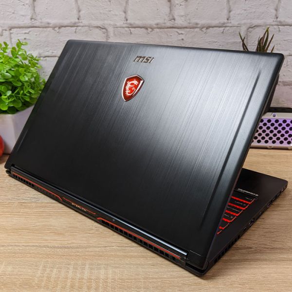 Крутий Потужний Ігровий ноутбук MSI GS63 Stealth 8RE 15.6" i7 8750H Nvidia GTX 1060 6GB 16GB +SSD