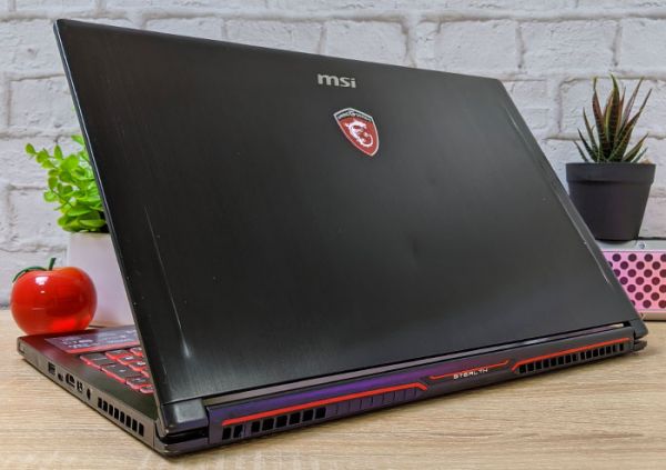 Крутой Мощный Игровой ноутбук MSI GS63VR 6RF Stealth Pro 15.6" i7 6700HQ Nvidia GTX 1060 6GB 16GB + SSD