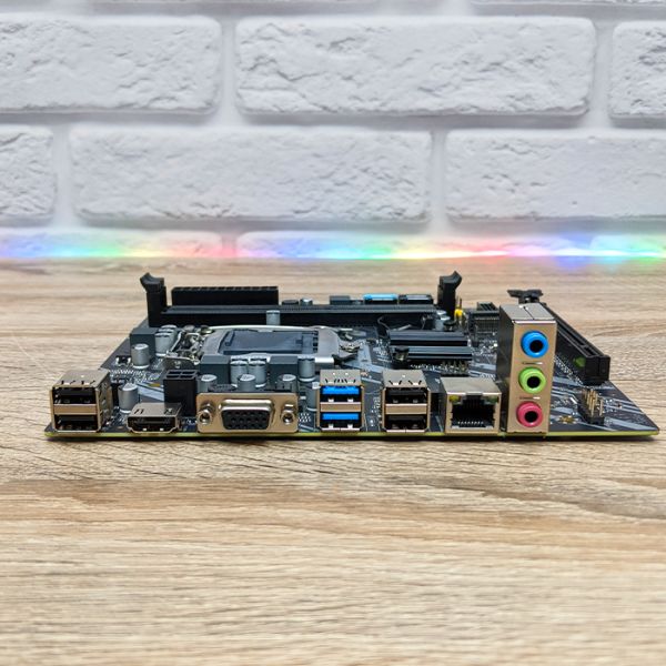 Материнская плата OEM Socket 1155 (модифицированная версия с M.2, USB 3.0 и HDMI)