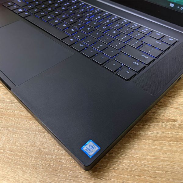 Тонкий Игровой Ноутбук Blade Razer RZ09-0270 15.6" IPS i7 8750H GTX 1060 Max-Q 6GB 16GB +SSD
